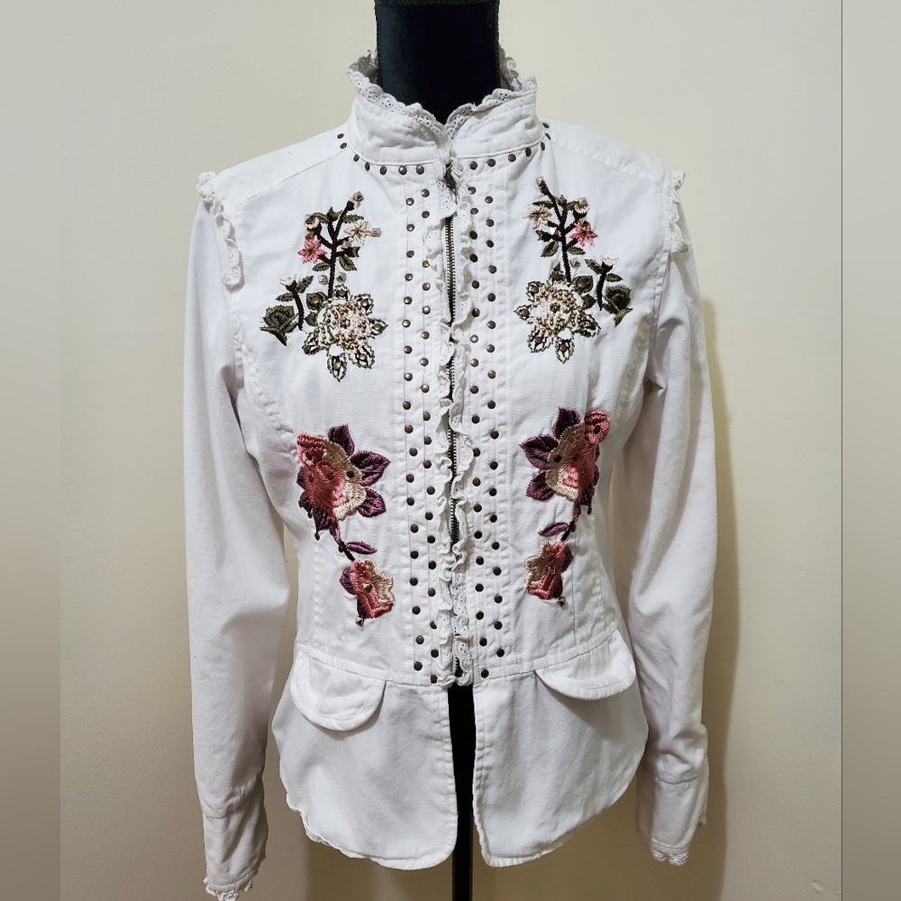 San Joy Women's Embroidered Floral Jacket Made in Taiwan Size Large